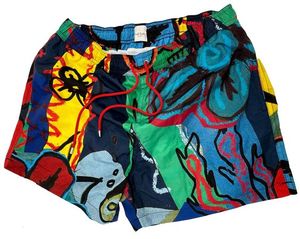 กางเกงขาสั้น100% ผ้าโพลีเอสเตอร์ผ้าตาข่ายทรงเบิร์ดอายกางเกงกีฬาบาสเก็ตบอลเอวยางยืดจับคู่กับเชือกรูดสำหรับทีมโลโก้ราคาถูก - Product Image 3