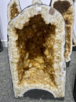 Vente en gros de géodes de citrine naturelle de haute qualité, écologiques, en forme de cathédrale, grand cluster de quartz jaune, cristal d'amour pour la maison et Noël