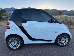 2014 S FORTOO AWD Sedan Lithium Battery R18 Tires Leather Seats <b>Panoramic</b> Sunroof LED Headlights Touch Screen - Product Image 5