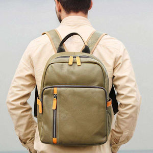 Mochilas Escolares de Cuero Genuino al por Mayor, Gran Capacidad, Resistentes al Agua, Hechas en Pakistán, Personalización de Logotipo - Product Image 1