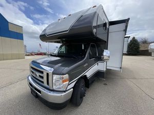 Vente flash : Camping-car familial de luxe pliable 4x4 tout-terrain, caravane de voyage avec climatisation et cuisine, 4 à 6 personnes, livraison rapide en Autriche - Product Image 4