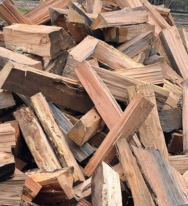 Bois de chauffage de qualité supérieure, séché au four, à combustion lente : Chêne/Frêne/Hêtre/Chêne croissant/Aulne/Bois de bouleau/Pin/Épicéa - En vente - Product Image 5