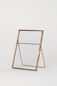 Cadre photo en fer artisanal unique avec des détails artistiques pour des intérieurs élégants et sophistiqués à la maison et au bureau - Product Image 4