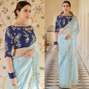 Hermoso y Elegante Sari de Seda Organza Suave de Diseño Premium con Bordado y Borde Calado con Blusa de Satén de Bangalore - Product Image 4