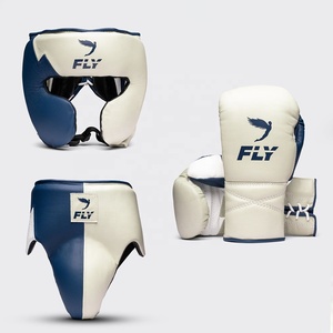 Kit de boxe et de sparring personnalisé FLY en dentelle orange et blanc, rembourrage premium pour la tête et la protection inguinale, idéal pour le kickboxing et le Muay Thai (vente en gros) - Product Image 3