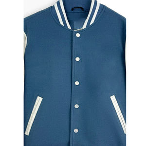 โรงงานขายส่งเสื้อแจ็คเก็ตวาร์ซิตี้แบบกำหนดเอง ออกแบบ OEM ระบายอากาศได้ดี กันลม คุณภาพสูง สำหรับผู้ชาย ปักลายด้านหน้า หนังแท้ - Product Image 4