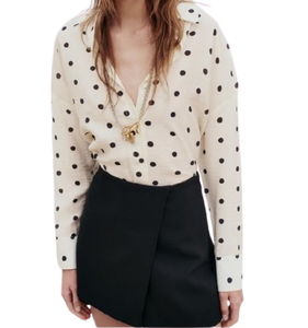 Chemise moderne à pois pour femmes avec tissu confortable et design élégant pour un usage quotidien disponible à des prix de gros - Product Image 2