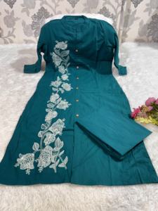 Kurti de haute qualité avec Pend assorti pour le bureau et des vêtements décontractés disponibles à des prix abordables depuis l'Inde - Product Image 6