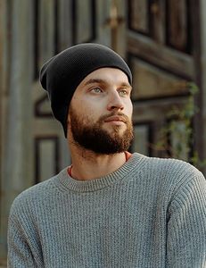 Gorro de invierno de punto de moda para hombres y mujeres, gorro cálido y elegante con forro polar suave para un uso cómodo al aire libre - Product Image 4