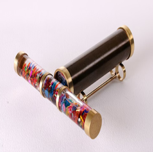 Kaléidoscope en laiton fabriqué à la main avec un étui en cuir, parfait pour les amateurs de nautisme et les collectionneurs de décors vintage en gros - Product Image 3