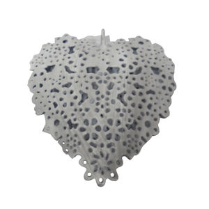 Meilleure vente de fer métal suspendu coeur ornement mural décoratif couleur grise pour la maison et la décoration de Noël à la main en vrac - Product Image 2