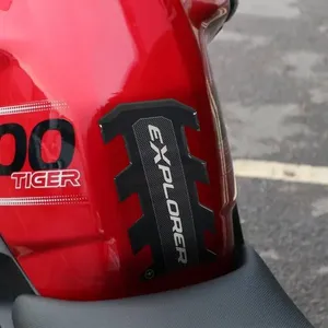 Adesivi/Decalcomanie per Serbatoio Moto Compatibili con TRIUMPH TIGER EXPLORER 1200 - Product Image 1