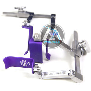 V.Mueller ShadowLine Retractor cervical grapadora de piel - Product Image 3