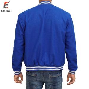 แจ็คเก็ตเบสบอลผ้าฟลีซคอตตอนคุณภาพสูงสำหรับผู้ชายและผู้หญิง ปี 2022 ขายส่งแบบกำหนดเองได้ พร้อมฮู้ดสำหรับฤดูหนาว - Product Image 2