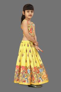 Conjunto de Lehenga Choli Amarillo con Estampado Digital para Niñas, Marca Shoryam, Corte Regular, Completamente Cosido, Ropa Étnica, Largo hasta el Suelo, para Fiestas y Bodas - Product Image 5