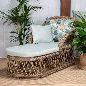 Banc en rotin durable de conception minimaliste moderne pour l'intérieur extérieur pour les hôtels villas salle à manger salon mobilier d'extérieur parfait - Product Image 1