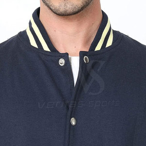 Blousons d'hiver pour hommes grande taille 2025 style Letterman, col montant, en toile, avec logo frontal et doublure polaire pour l'extérieur - Vente en gros - Product Image 6