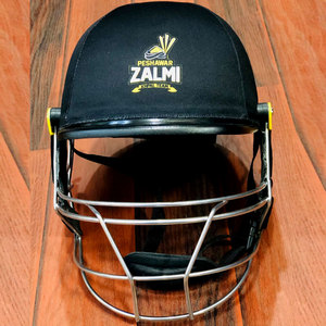 Casco de Bateo de Cricket Laiem Intl con Material de Fibra de Vidrio, Logotipo Personalizable, Combinación Perfecta para Entusiastas del Deporte - Product Image 4