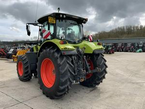 Claas Arion 610รถแทรกเตอร์ขนาดเล็ก (ST17482) พร้อมเครื่องยนต์ Kubota และส่วนประกอบ Massey Ferguson สำหรับการเกษตรฟาร์ม - Product Image 6