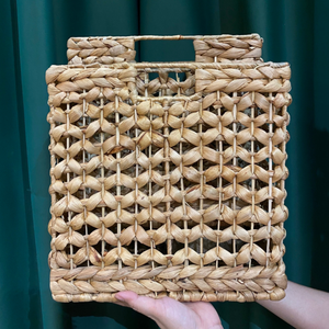 Panier de rangement en jacinthe d'eau fabriqué à la main panier à linge avec poignées doublure en coton amovible, fait à la main au Vietnam - Product Image 6