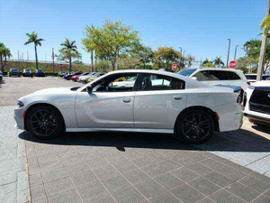 Dodge Charger GT Muscle Car d'occasion blanche, essence, conduite à gauche, faible kilométrage, berline - Product Image 2