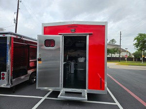 Remolques Multifuncionales Accesibles y Conducibles, Camión de Comida Móvil Totalmente Equipado con Equipamiento de Cocina Completo - Product Image 3