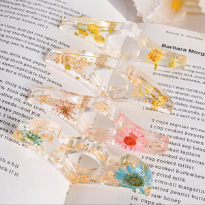 Support de page de livre en résine, poignée pour les doigts, accessoire de lecture durable et confortable, parfait pour les livres, les documents d'étude, les journaux et les romans - Product Image 1