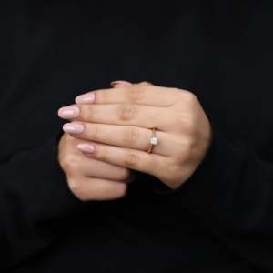 Bague de fiançailles solitaire en diamant de laboratoire taille Asscher - Product Image 6