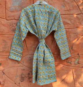 สีเขียวดอกไม้พิมพ์อินเดียมือพิมพ์ผ้าฝ้ายแจ็คเก็ตผู้หญิงใหม่เทศกาลเสื้อแฟชั่นผ้าทํามือQuit Jacket Kantha Beach - Product Image 3