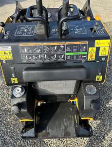 À vendre Boxer 700HDX Mini Skid Steer Compact Efficace Fiable et prêt à gérer tous vos besoins lourds - Product Image 5