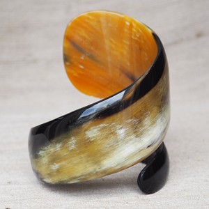 Joyería de mujer suministro al por mayor pulseras de cuerno natural venta rápida pulsera hecha a mano brazalete - Product Image 4