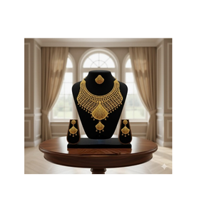 Collar para Mujer Chapado en Oro de 24K con Acabado Premium, Joyería que Crea una Apariencia Sofisticada para Mujeres Seguras de Sí Mismas, Proveedor Indio - Product Image 3