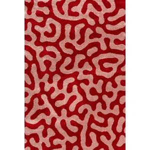Alfombra moderna Joli Doodle roja y rosa de Netline Home - Product Image 1