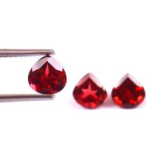 พลอยโกเมนสีแดงธรรมชาติ 3 มม. รูปหัวใจ เจียระไนเหลี่ยมเพชรพลอย ขนาดมาตรฐาน  พร้อมใบรับรอง สำหรับทำเครื่องประดับ ขายส่ง - Product Image 2