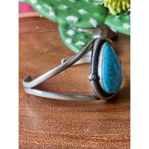 Navajo-Made High Grade Kingman Turquoise & Sterling <b>Silver</b> <b>Cuff</b> <b>Bracelet</b> Fashionable Accessory - Product Image 3