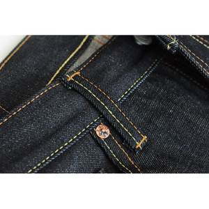 กางเกงยีนส์ผู้ชายผ้าฝ้าย 100% น้ำหนักเบา ระบายอากาศดี ดีไซน์ลำลอง แต่งกระดุม ทรงเทเปอร์ทันสมัย ขาตรงทรงสลิมฟิต - Product Image 3