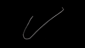 Collier en diamant de laboratoire à ligne unique |   Serti de petits diamants |   Chaîne de luxe minimaliste - Product Image 3