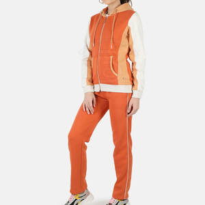 Ropa de entrenamiento ajustada Conjunto de chándal para mujer Más vendidos Chándal para mujer Ropa informal Chándal para mujer - Product Image 3