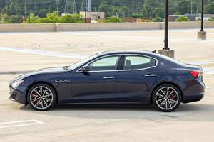 MASERATI GHIBLI S Q4 2021 USADO, Volante a la Izquierda/Derecha - Product Image 2