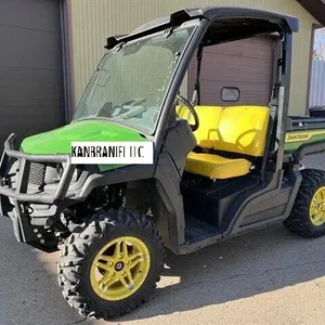 2021 Jo.hn Dee.re Gator XUV8 345 miles TRANSMISSION Automatic EXTERIOR COLOR Green And Yellow CONDITION Used INTERIOR COLOR