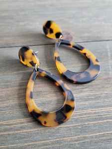 Beautiful Resin Oval Shape Top Quality Woman and <b>Girls</b> Fashion Earring <b>for</b> Party Wear Handmade By HUMAYUN WORLD CRAFTS - Product Image 3