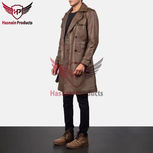 Manteau en fausse fourrure tendance et élégant pour hommes, blazer en cuir de mouton de qualité supérieure avec décoration à boutons, fabriqué au Pakistan - Product Image 3
