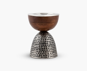 Brûleur d'encens en bois et métal moderne, pilier martelé, texture martelée à la main, avec encensoir en bois supérieur, pour une utilisation à domicile au Moyen-Orient et au Golfe - Product Image 1