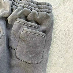 Pantalon de jogging pour homme en tissu doux avec strass fabriqué au Pakistan, taille élastique, style streetwear tendance - Product Image 4