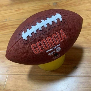 Balón de Fútbol Americano de Cuero Compuesto de PU con Logotipo Personalizado al por Mayor, Tamaño Oficial 9, para Uso en Juegos, Suave y Cómodo - Product Image 4