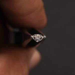 2.00 Carat Bullet Cut Lab Grown Diamond CVD EF Color Lab a créé une pierre en vrac pour la fabrication de bijoux - Product Image 4