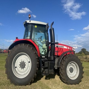Tractor Massey Ferguson 7615 Dyna-6 Usado en Buen Estado con Cargadores Frontales y Traseros, Capacidad de Carga de 45 Toneladas, Bomba de Caja de Cambios, Motor y Rodamientos - Product Image 1