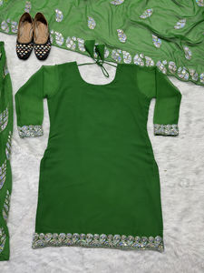 Traje de diseñador étnico paquistaní indio moderno de alta calidad tela Georgette de imitación pesada Sharara Palazzo Dupatta ocasiones especiales - Product Image 3