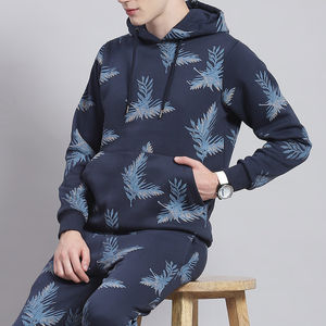 Survêtement pour homme fabriqué avec un matériau de performance respirant et un patch personnalisé pour marque privée - Product Image 5