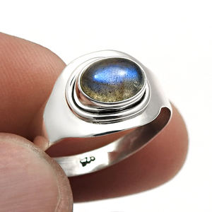 Piedras preciosas de labradorita natural Anillos de Plata de Ley 925 Joyería fina hecha a mano de moda para mujeres Colección de diseñador Venta al por mayor - Product Image 1